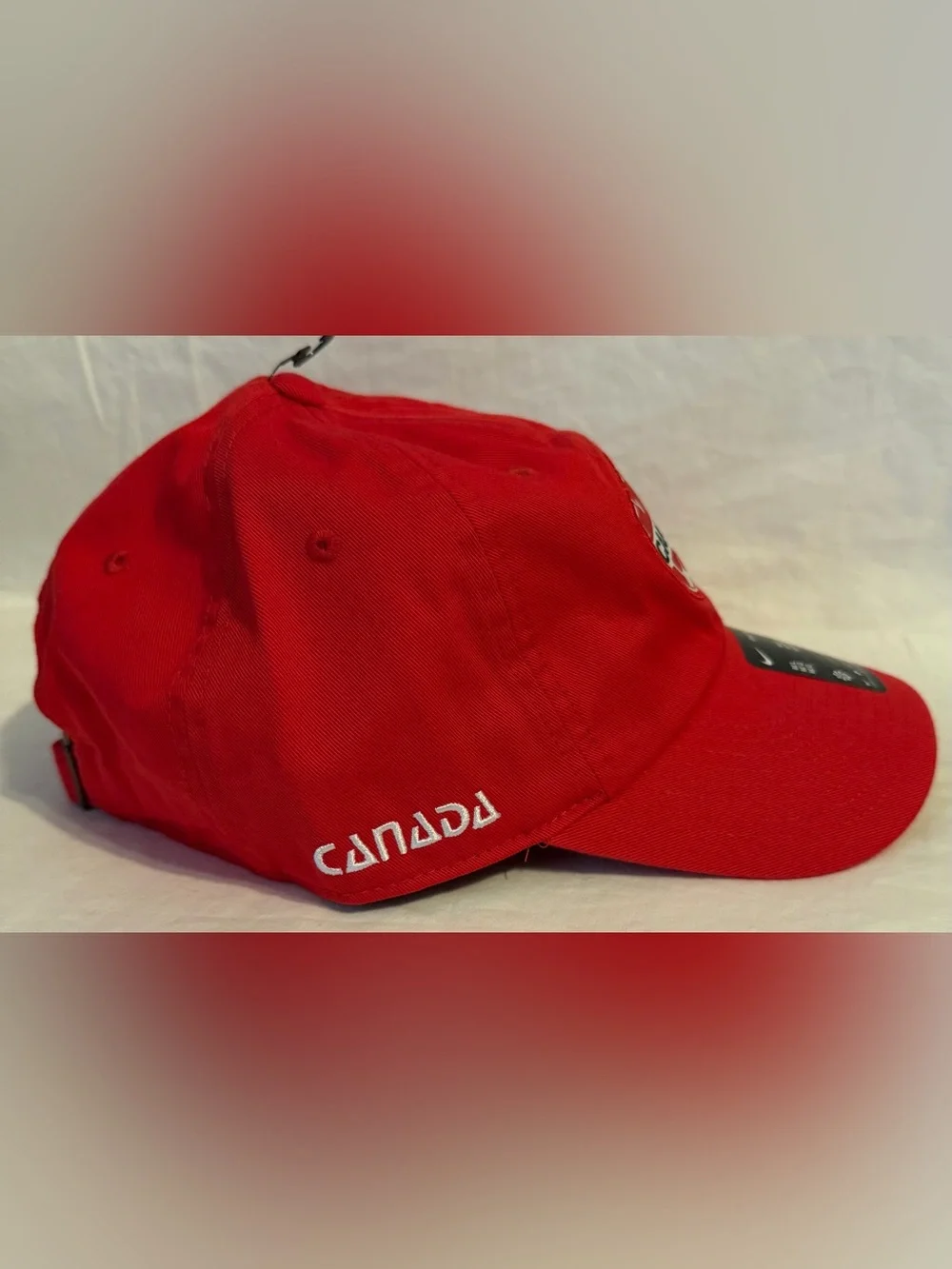 Nike Canada National Team Red Soccer Club Cap Adjustable Unisex Adult Size